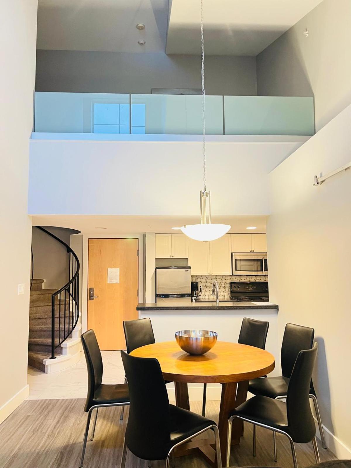 Tyndalstone Lodge 3 Bedroom In The Heart Of Village North Уислър Екстериор снимка